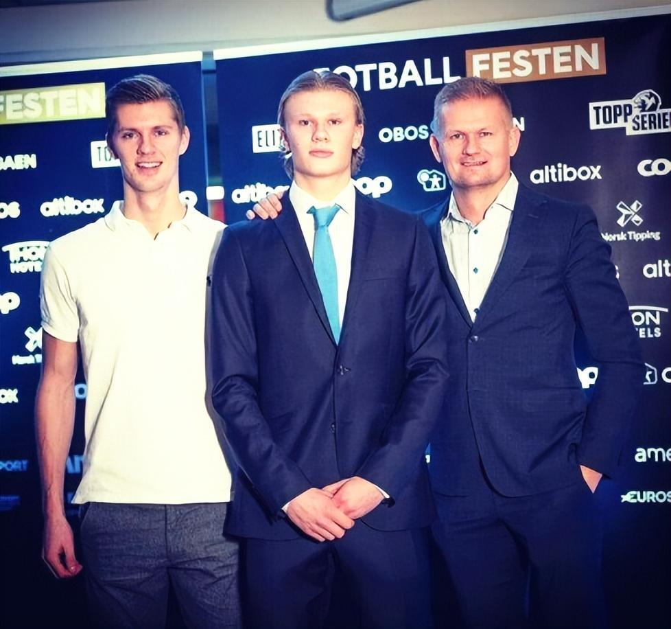 搭配好友开 搭配好友开